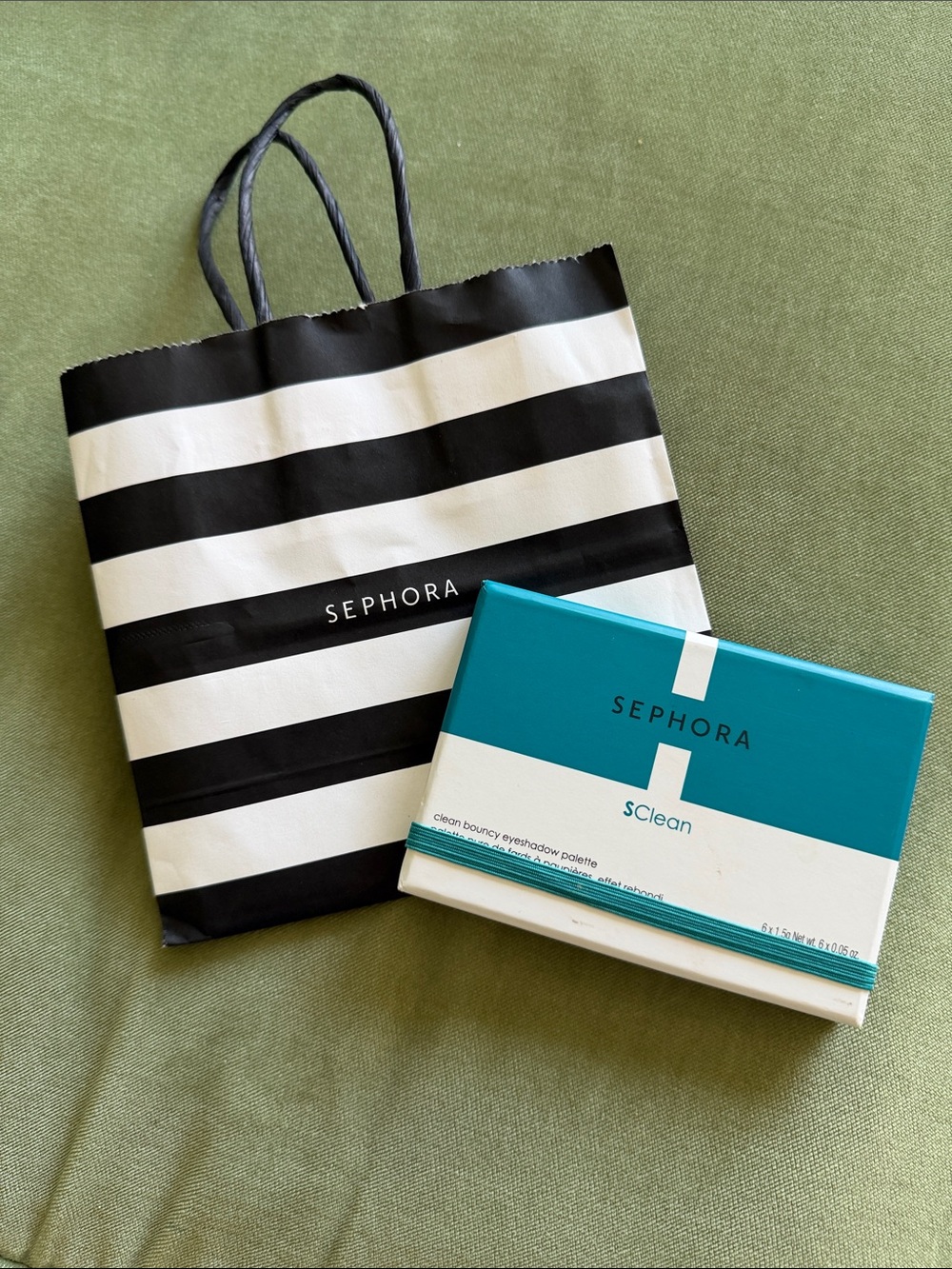 🗽Sephora Eyeshadow Palette with Black & Teal Packaging